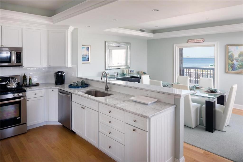 Watch Hill, Ri Luxury Penthouse Rental Ocean View & Rooftop Deck Westerly Exterior photo