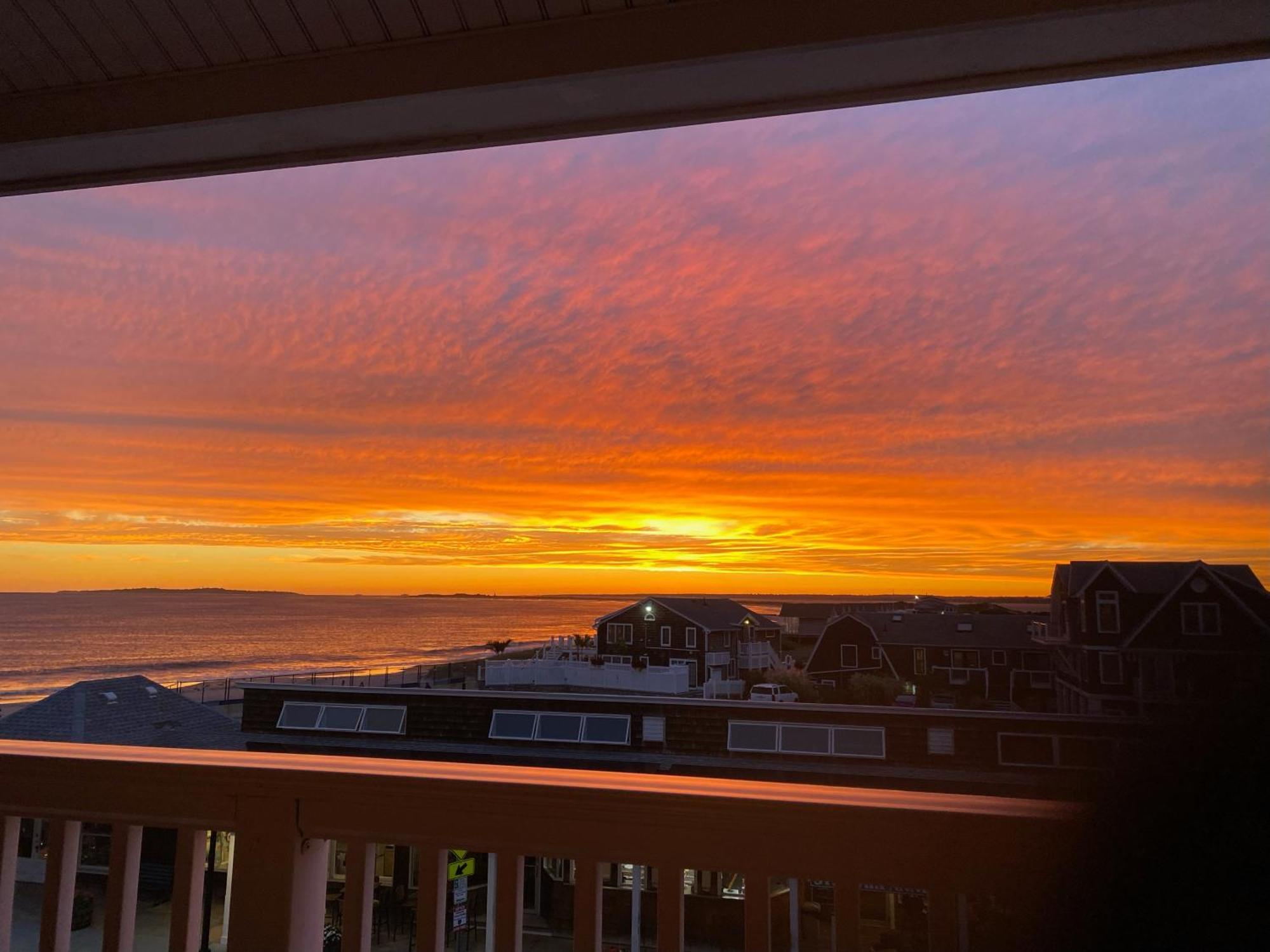 Watch Hill, Ri Luxury Penthouse Rental Ocean View & Rooftop Deck Westerly Exterior photo