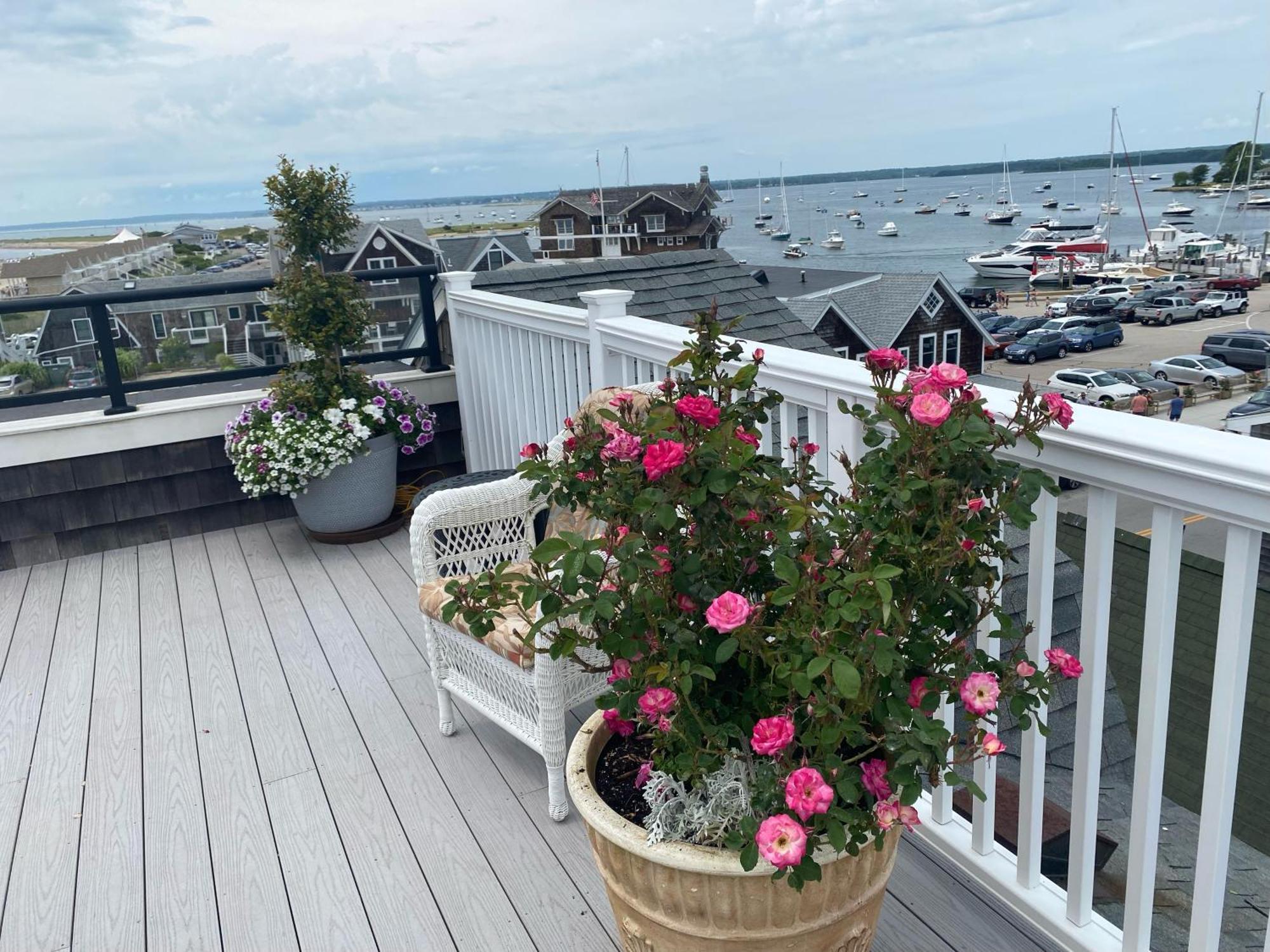 Watch Hill, Ri Luxury Penthouse Rental Ocean View & Rooftop Deck Westerly Exterior photo